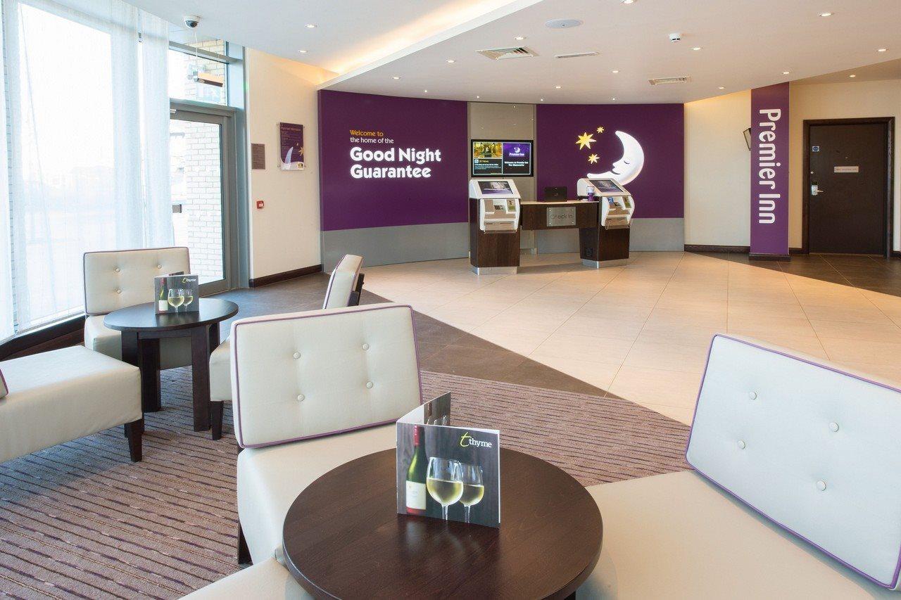 Premier Inn Cambridge City Centre Exterior foto