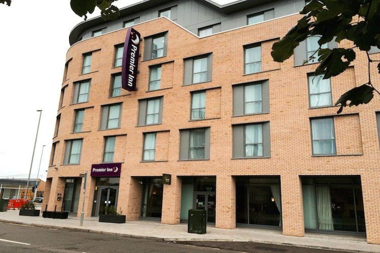 Premier Inn Cambridge City Centre Exterior foto